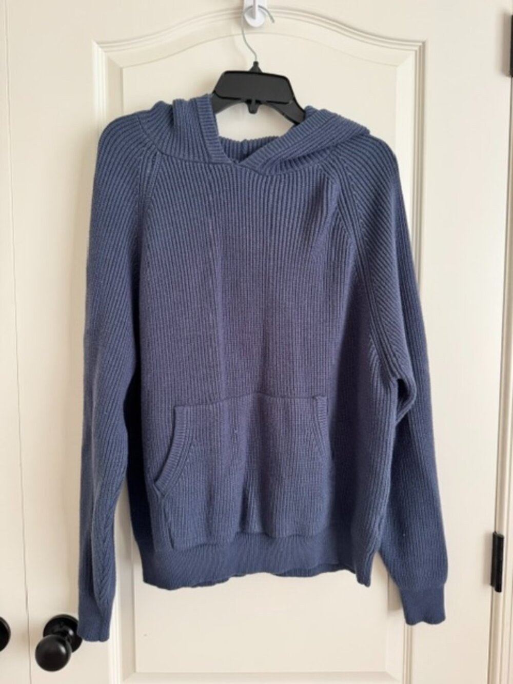 Edikted Sweater